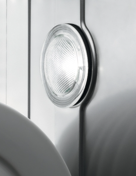 Встраиваемая посудомоечная машина Electrolux EEG88520W