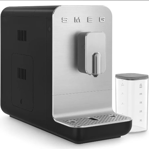 Кофемашина Smeg BCC13BLMEU, черная матовая Кофемашина Smeg BCC13BLMEU, черная матовая
