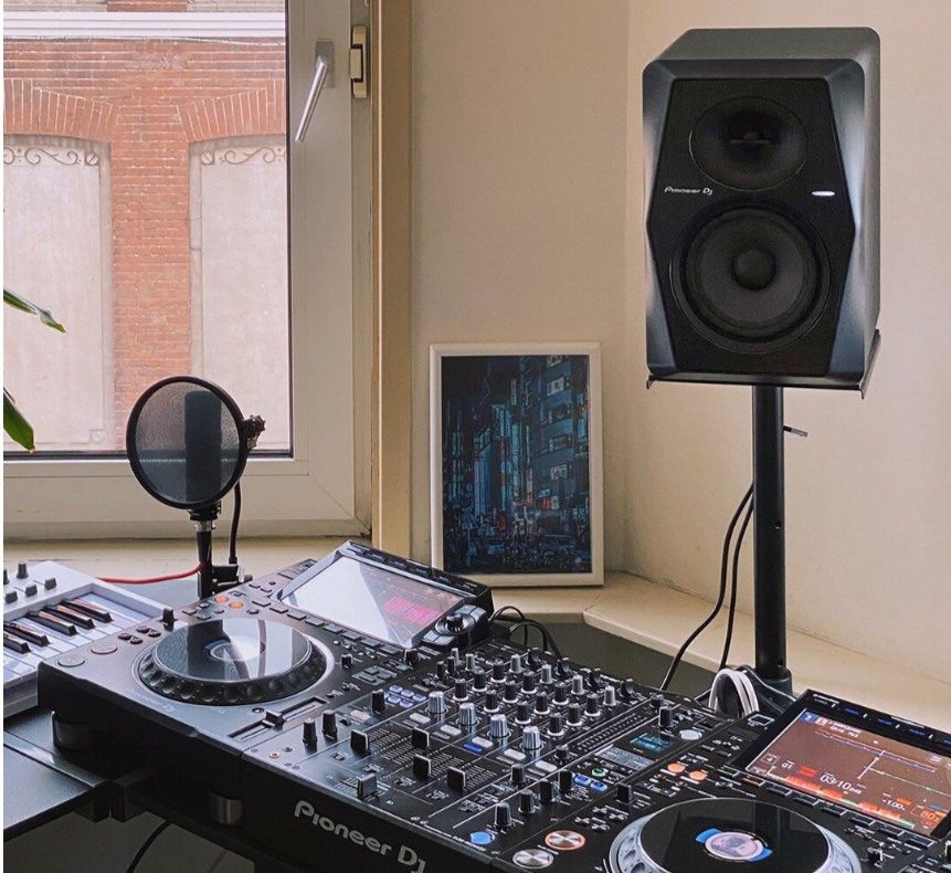 Акустическая система PIONEER DJ VM-70 Акустическая система PIONEER DJ VM-70