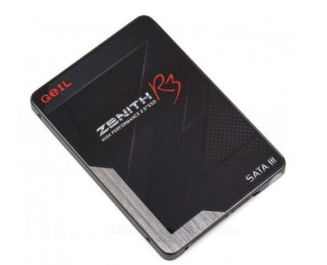Диск SSD2.5" 512Gb GEIL Zenith R3, SATA3. Контроллер SAMSUNG SMI2259XT2, чипы памяти INTEL QLC. Speed: Read-560Mb/s, Write-480Mb/s, ( FD09IFGH ) Размер 7 x 69.85 x 100 мм.