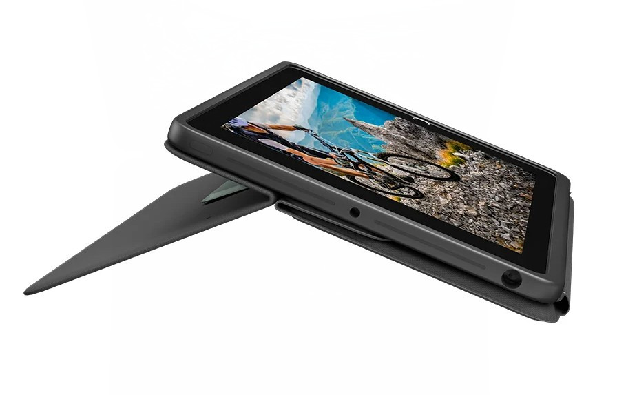 Клавиатура-чехол Logitech Rugged Folio (920-009619) для iPad (7,8 поколения) Клавиатура-чехол Logitech Rugged Folio (920-009619) для iPad (7,8 поколения)
