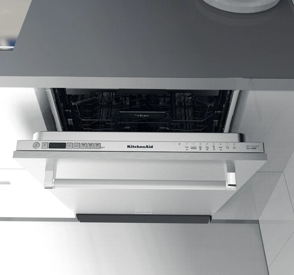 Встраиваемая посудомоечная машина KitchenAid KIO 3T133 PE, серебристый