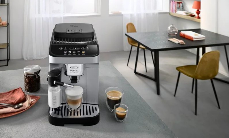 Кофемашина De'Longhi Magnifica Evo ECAM290.61.SB