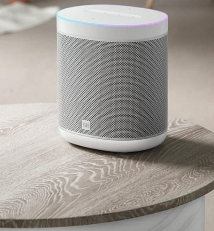 Портативная колонка Xiaomi Mi Smart Speaker Портативная колонка Xiaomi Mi Smart Speaker