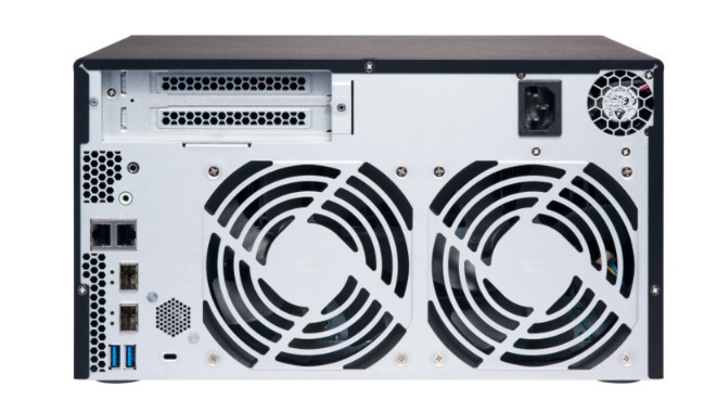 Сетевой накопитель QNAP TS-832X-8G Сетевой накопитель QNAP TS-832X-8G