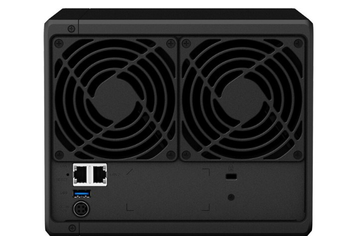 Сетевой накопитель SYNOLOGY DS418 Сетевой накопитель SYNOLOGY DS418