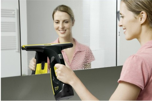 Стеклоочиститель Karcher WV 2 Black Edition