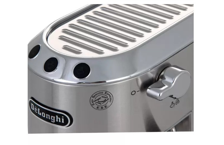 Кофеварка DeLonghi DL Dedica EC685M Кофеварка DeLonghi DL Dedica EC685M