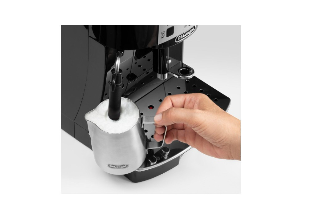 Кофемашина Delonghi ECAM 22.112.B