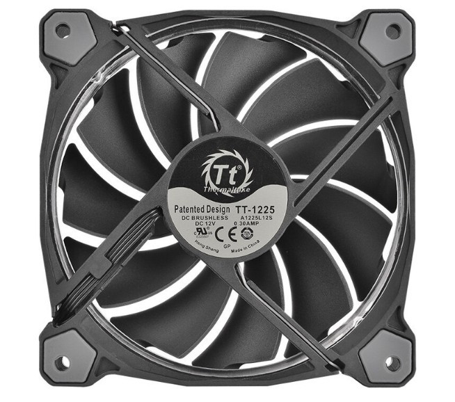 Комплект кулеров для корпуса Thermaltake Riing Plus 14 RGB Radiator Fan TT Premium Edition, комплект из 3-х кулеров (CL-F056-PL14SW-A) Комплект кулеров для корпуса Thermaltake Riing Plus 14 RGB Radiator Fan TT Premium Edition, комплект из 3-х кулеров (CL-F056-PL14SW-A)
