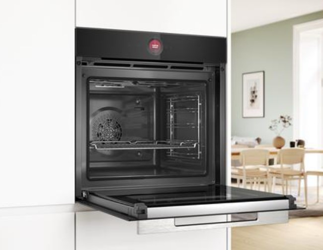 Духовой шкаф Bosch HBG 7721B1