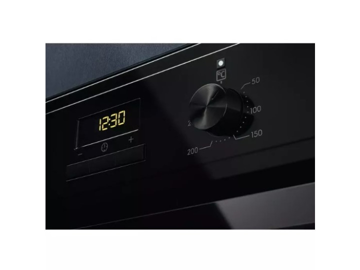 Духовой шкаф Electrolux EOD3H50BK