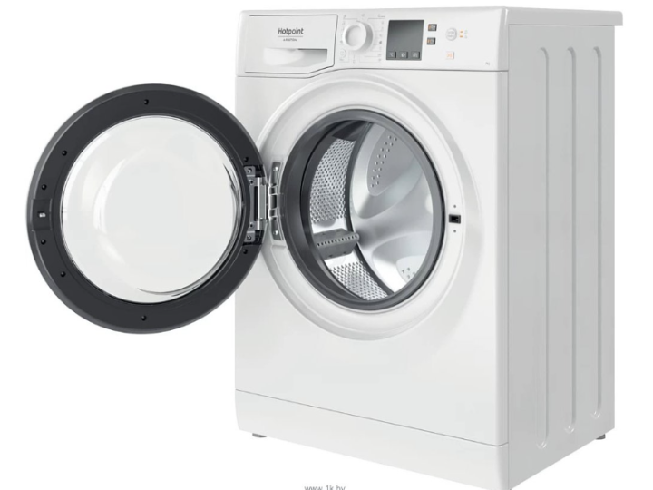 Стиральная машина Hotpoint NS702U W EU N