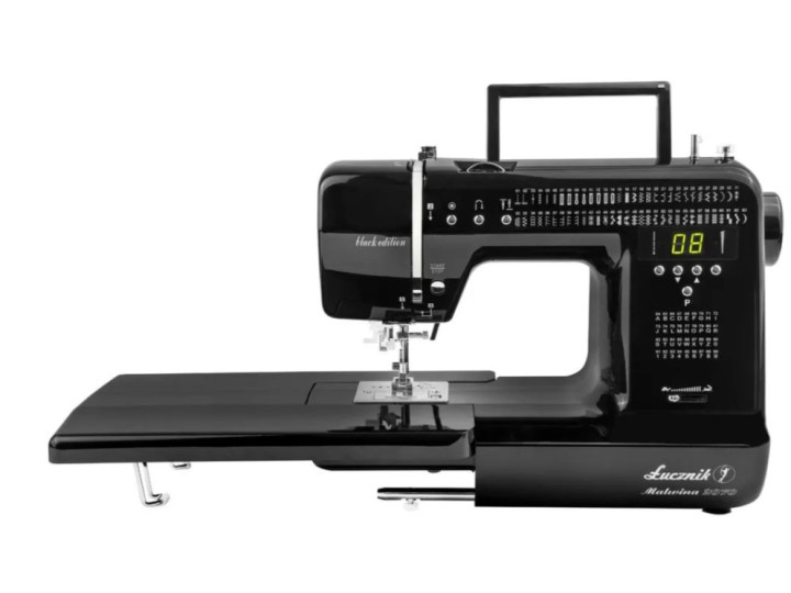 Швейная машина Lucznik Malwina 2070