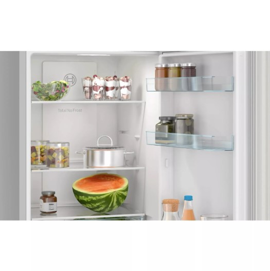 Холодильник Bosch KGN33NSDB