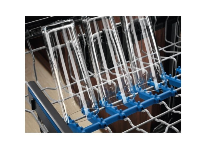 Встраиваемая посудомоечная машина Electrolux EEM 48221L