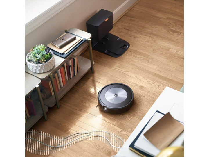Робот-пылесос iRobot Roomba J7+