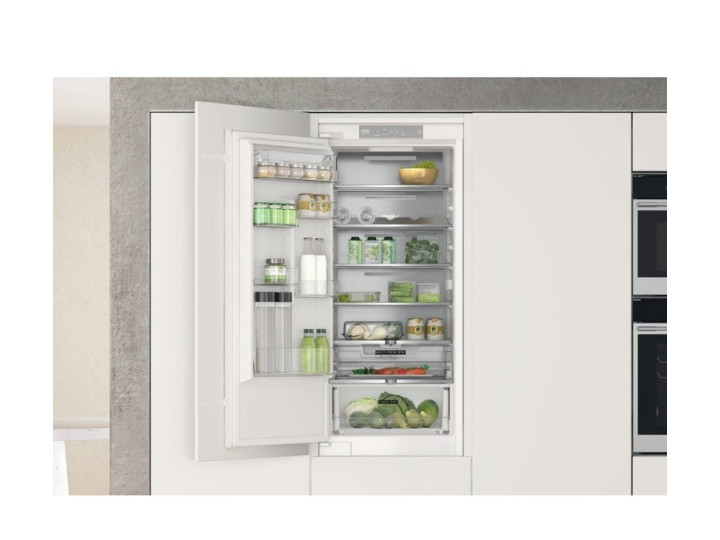 Встраиваемый холодильник WHIRLPOOL WHC 20T352