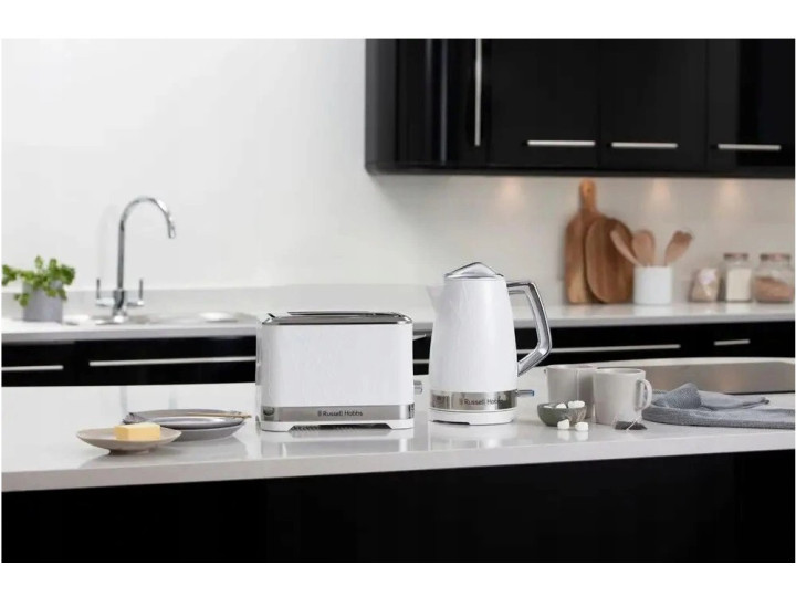 Чайник электрический RUSSELL HOBBS 28080-70 Чайник электрический RUSSELL HOBBS 28080-70