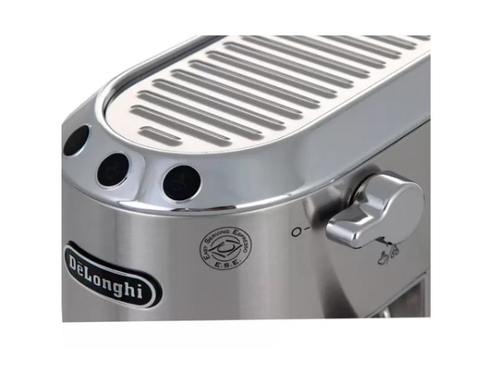 Кофеварка DeLonghi DL Dedica EC685M Кофеварка DeLonghi DL Dedica EC685M