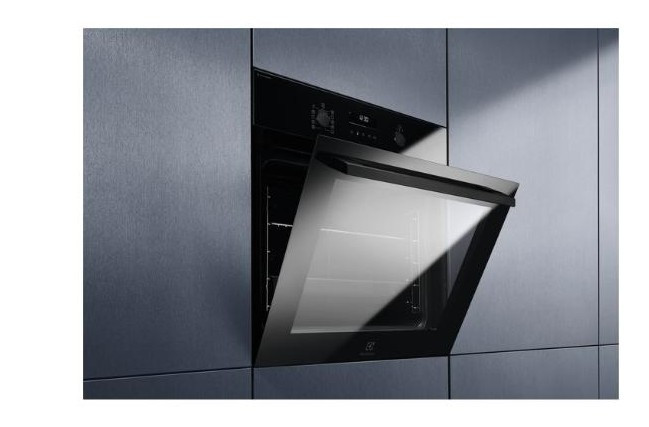 Духовой шкаф Electrolux SteamBake EOD6P77WZ